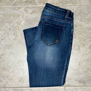 Mid-rise Ankle Jeans